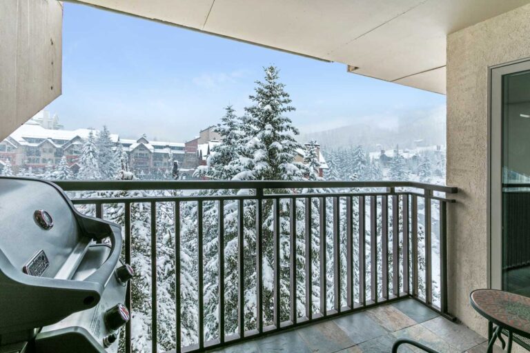 Antlers At Vail 2 Bedroom 2 Bathroom 900 Sq Ft Condominiums   601 Balcony Winter View 2018 0x512 C Default 