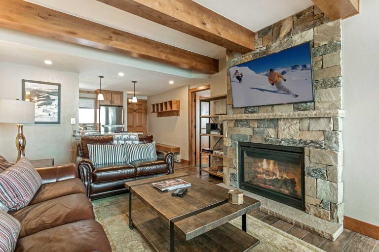 Antlers at Vail 2 Bedroom, 2 Bathroom 900 Sq Ft Condominiums