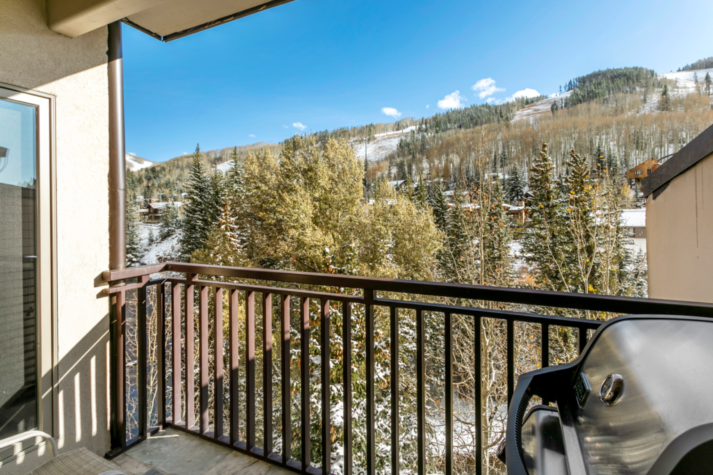 Balcony of Antlers at Vail condo 508 overlooking Vail Mountain