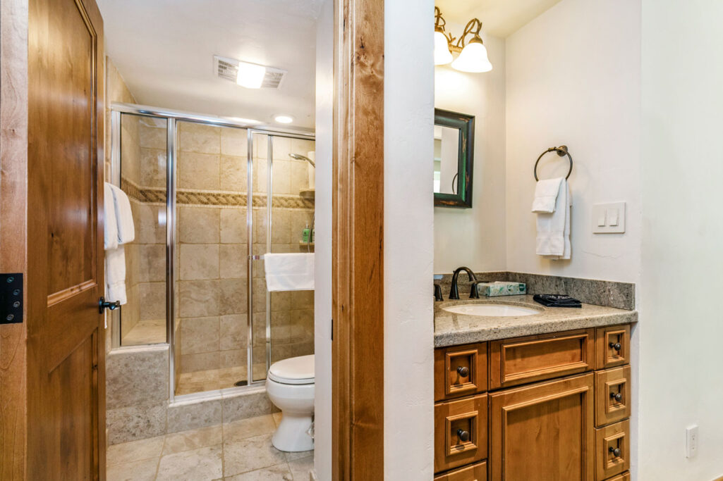 Bathroom and vanity of Antlers at Vail condominium 407