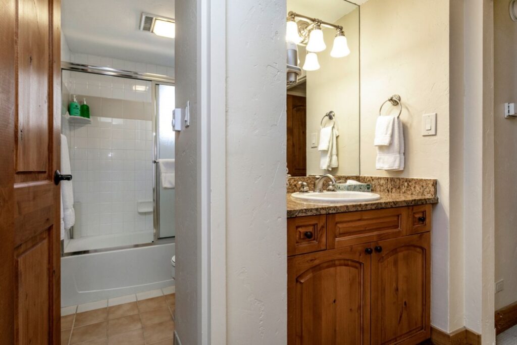 Image of bathroom and vanity condo 505 Antlers at Vail