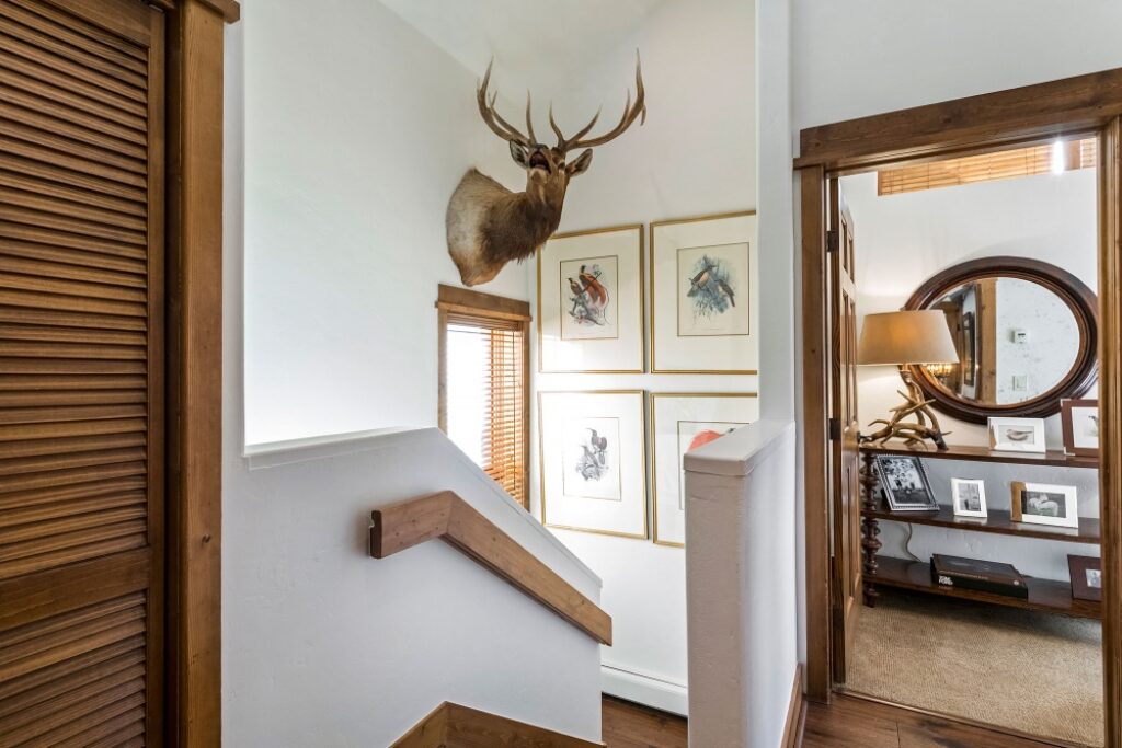 staircase of antlers unit 620
