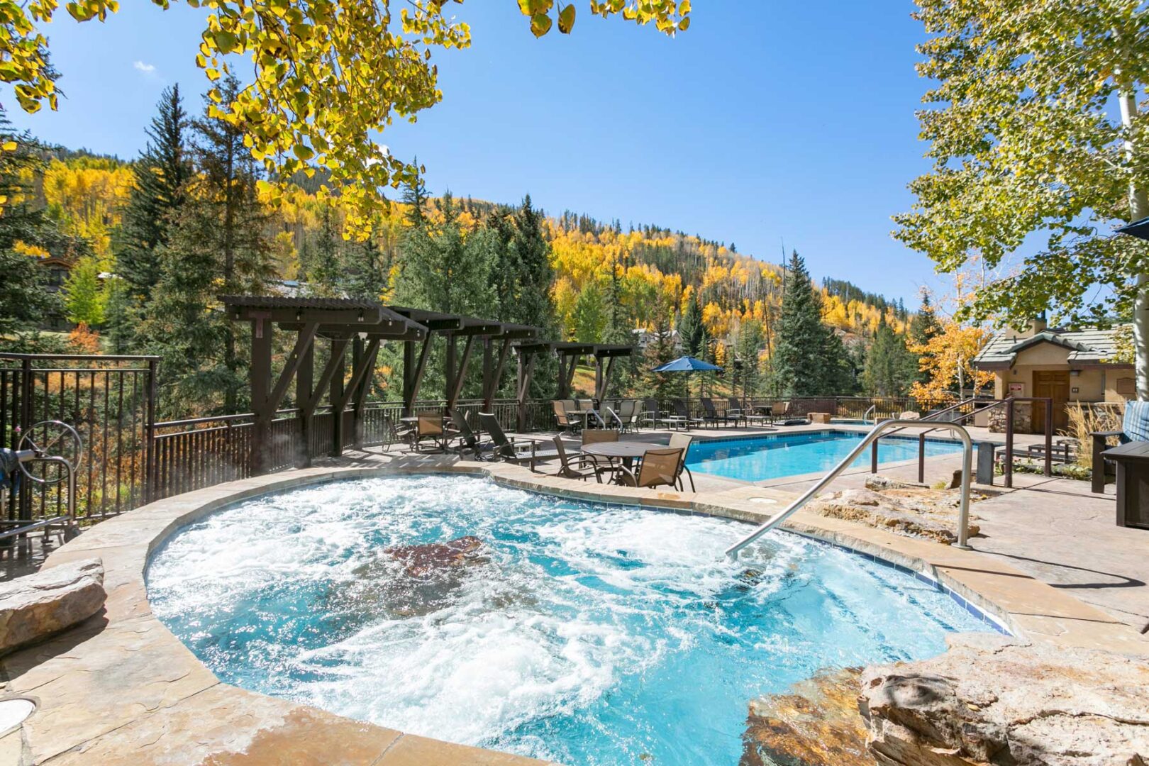 Antlers at Vail Pool & Hot Tubs
