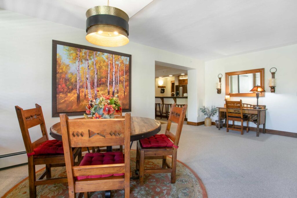 Second dining area of Antlers at Vail condo 420