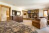 Master bedroom of Antlers at Vail condo 420