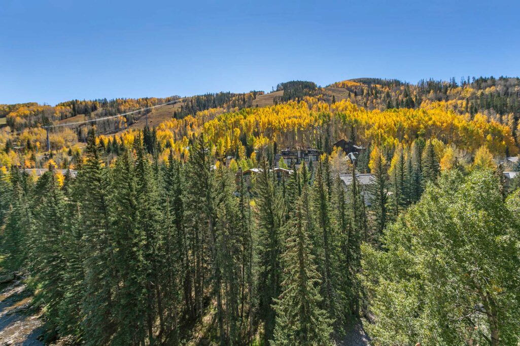 fall mountain view from antlers at vail condo 705