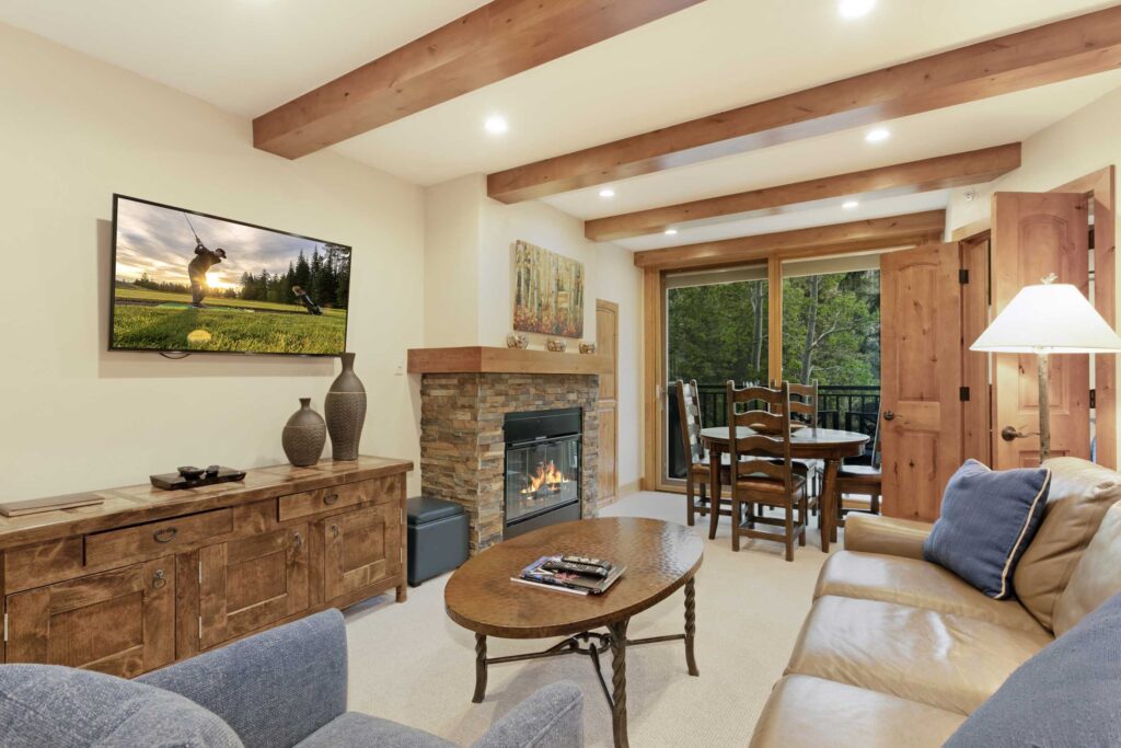 Living room of Antlers at Vail condo 209