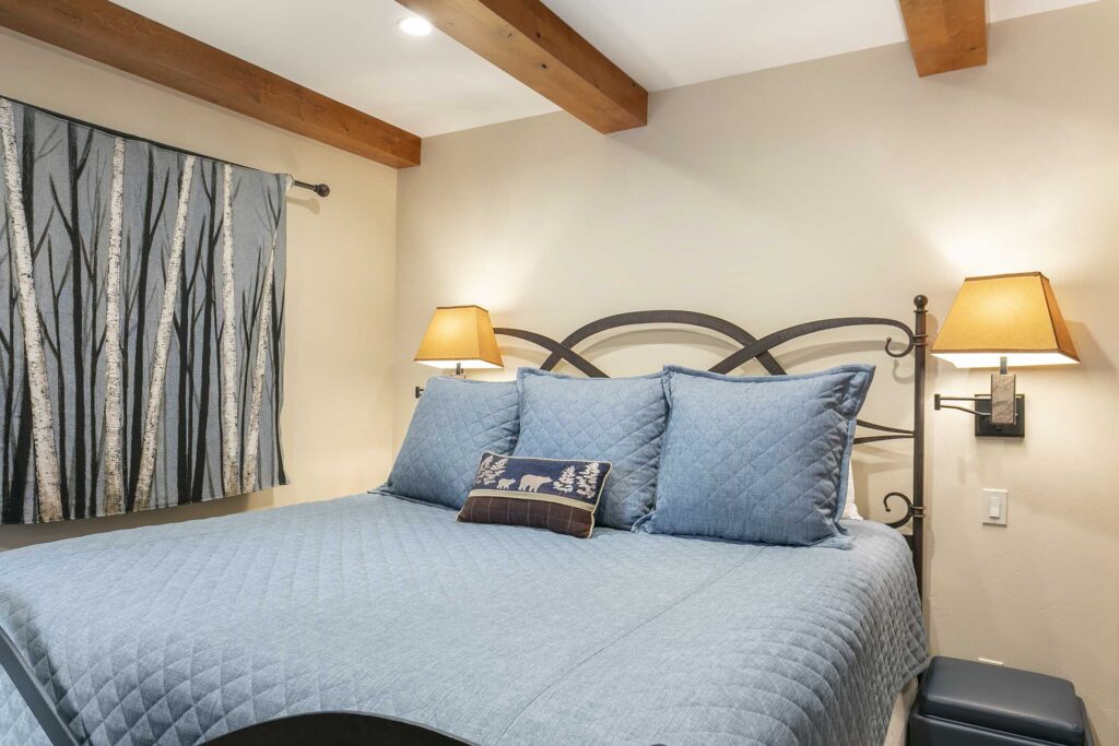 Bedroom of Antlers at Vail condo 209
