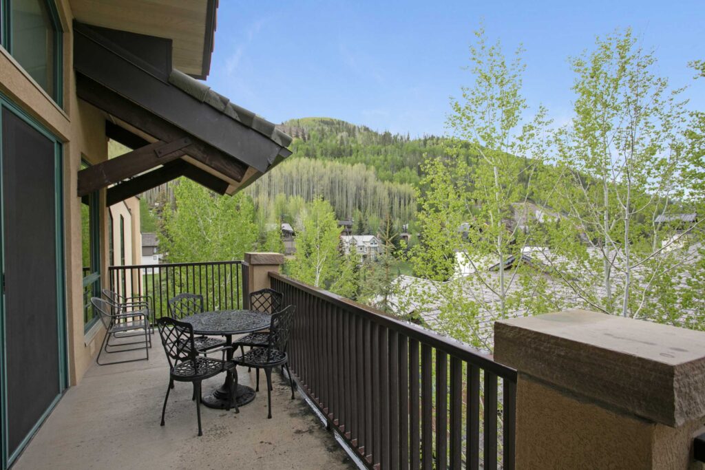 Balcony of Antlers at Vail condo #514