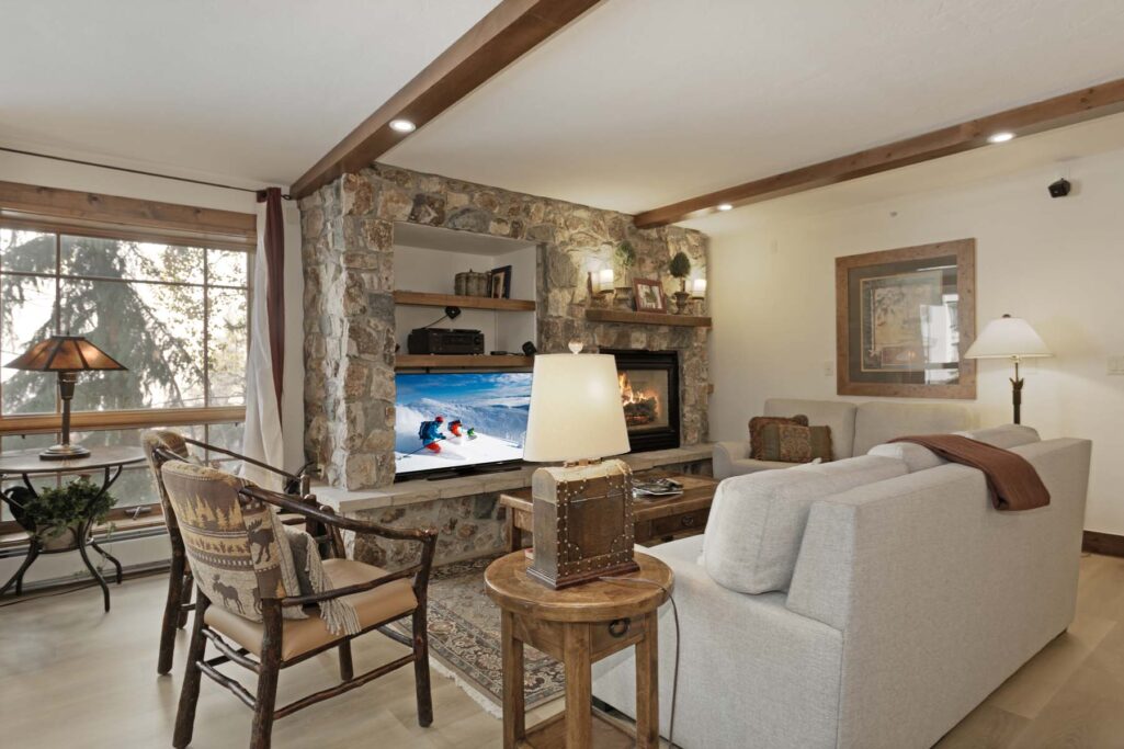 Living room of Antlers at Vail condo 418