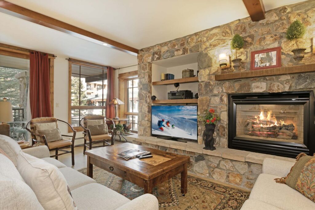 Living room of Antlers at Vail condo 418