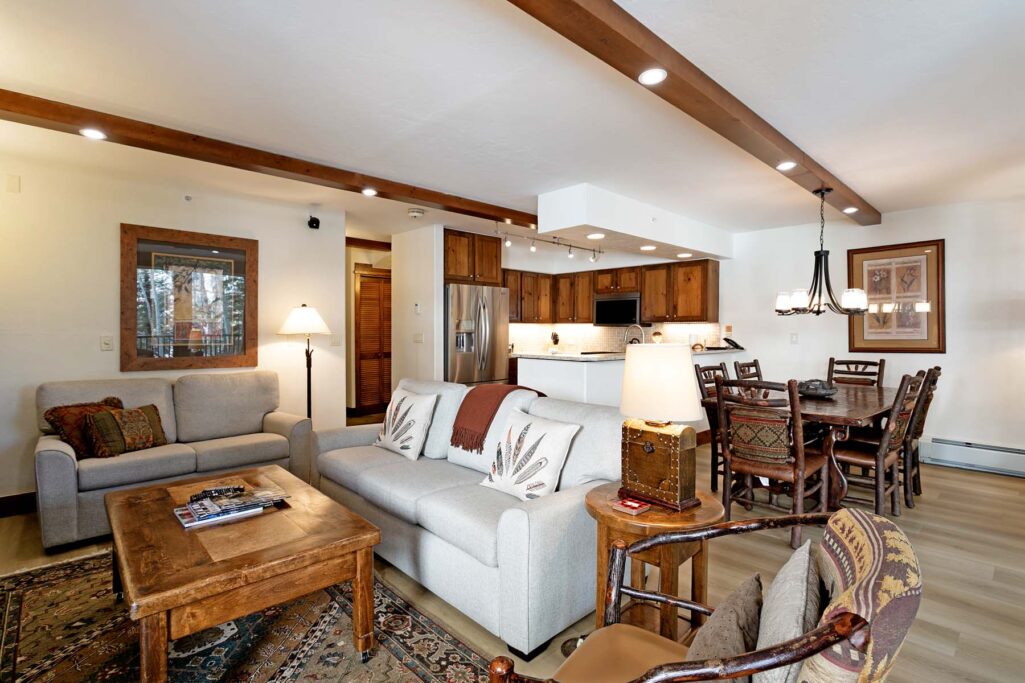 Living room of Antlers at Vail condo 418