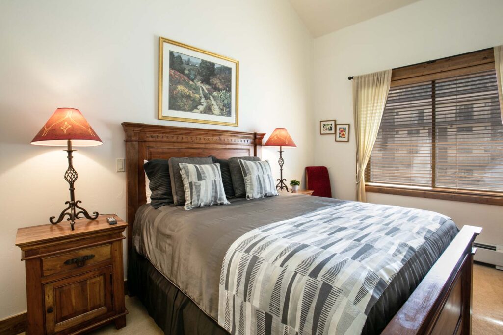 Upstairs bedroom of Antlers at Vail residence 518