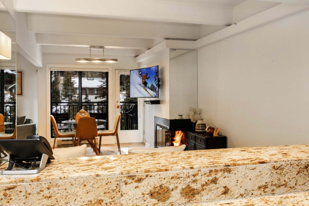 Bar to living area of Antlers at Vail condo 310