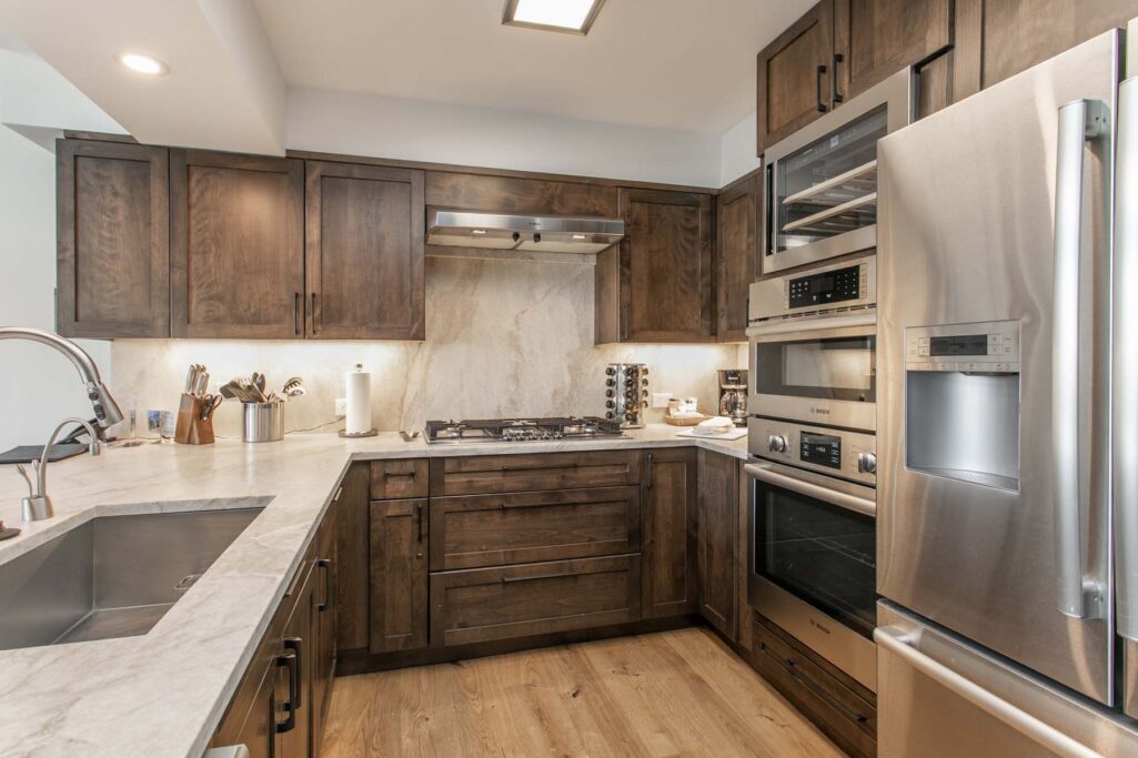 Full kitchen of Antlers at Vail four-bedroom diamond residence 621